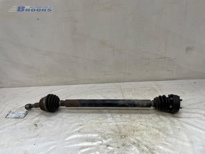 Drivaxel, höger fram från en Audi A3 (8L1) 1.6 2002