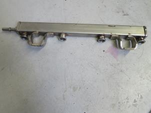 Używane Listwa wtryskowa Ford S-Max (GBW) 2.0 16V Flexifuel Cena € 20,00 Procedura marży oferowane przez Autobedrijf Brooks