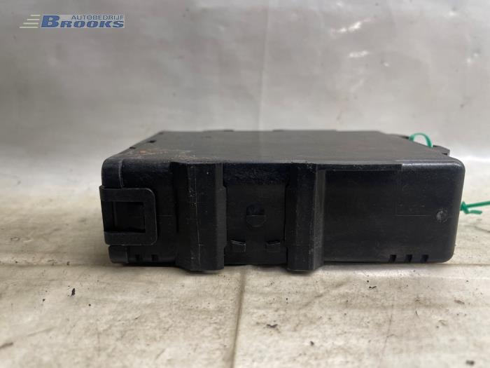 Dator, automatisk växellåda från en Toyota Auris (E15) 1.8 16V HSD Full Hybrid 2012