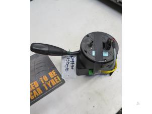 Begagnade Airbagring Volkswagen Crafter 2.5 TDI 30/32/35/46/50 Pris € 100,00 Marginaltabell erbjuds av Autobedrijf Brooks