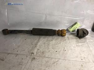 Begagnade Stötdämpare, vänster bak Seat Ibiza Pris € 10,00 Marginaltabell erbjuds av Autobedrijf Brooks