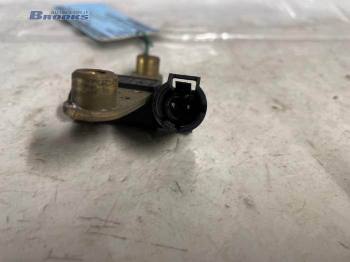 TDC-sensor från en Renault Kangoo Express (FC) 1.6 16V 2005