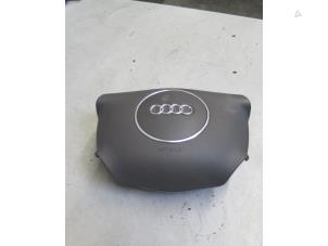 Begagnade Vänster airbag (ratt) Audi A4 (B6) 1.8 T 20V Pris € 60,00 Marginaltabell erbjuds av Autobedrijf Brooks