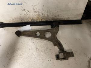 Gebruikte Draagarm links-voor Fiat Multipla (186) 1.6 16V 100 SX,ELX Prijs € 24,00 Margeregeling aangeboden door Autobedrijf Brooks