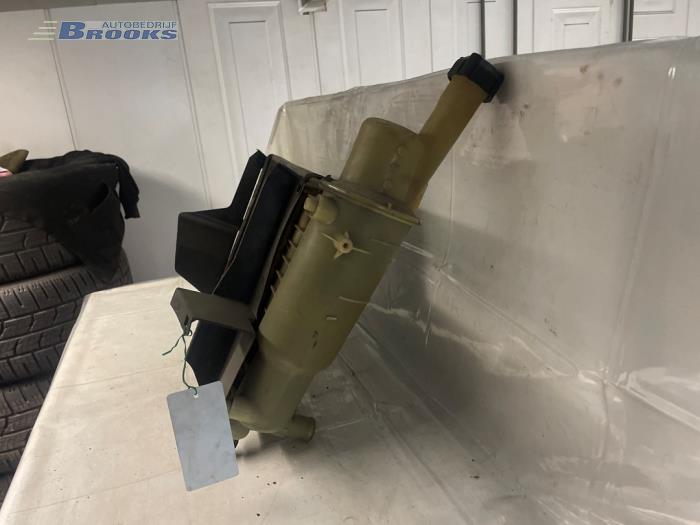 Radiateur van een Fiat Punto I (176) 55 1.1 1997