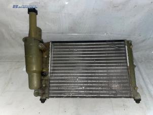 Gebruikte Radiateur Fiat Punto I (176) 55 1.1 Prijs € 15,00 Margeregeling aangeboden door Autobedrijf Brooks