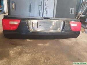 Gebruikte Achterklep BMW X5 (E53) 4.4 V8 32V Prijs € 105,00 Margeregeling aangeboden door van de Bunte Teuge B.V.