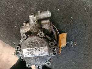 Gebruikte Pomp Servo Fiat Ducato Prijs € 78,75 Margeregeling aangeboden door van de Bunte Teuge B.V.