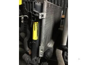 Begagnade Kylarsats Opel Corsa D 1.3 CDTi 16V ecoFLEX Pris € 78,75 Marginaltabell erbjuds av van de Bunte Teuge B.V.