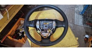 Gebruikte Stuurwiel Mazda 2 (NB/NC/ND/NE) 1.25 16V Prijs € 52,50 Margeregeling aangeboden door van de Bunte Teuge B.V.