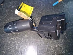 Gebruikte Stuurkolomschakelaar Mazda CX-5 Prijs op aanvraag aangeboden door van de Bunte Teuge B.V.