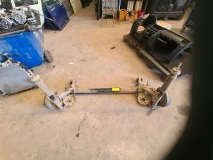 Begagnade Bakre drivaxel Mitsubishi Space Star (A0) 1.0 12V Pris € 173,25 Marginaltabell erbjuds av van de Bunte Teuge B.V.