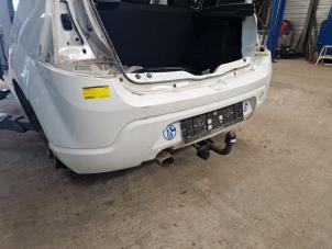 Begagnade Bakre stötfångare Dacia Sandero I (BS) 1.4 Pris € 105,00 Marginaltabell erbjuds av van de Bunte Teuge B.V.