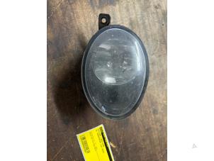 Begagnade Dimljus, vänster fram Volkswagen Transporter T5 2.0 TDI DRF Pris € 36,75 Marginaltabell erbjuds av van de Bunte Teuge B.V.