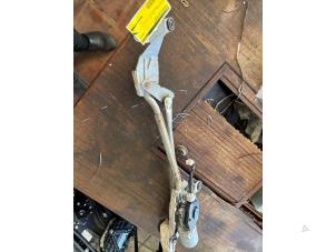 Begagnade Torkarmotor + mekanism Mitsubishi ASX 2.0 16V 4x4 Pris € 105,00 Marginaltabell erbjuds av van de Bunte Teuge B.V.