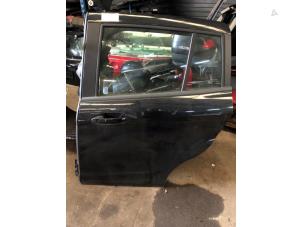 Używane Drzwi lewe tylne wersja 4-drzwiowa Ford B-Max (JK8) 1.0 EcoBoost 12V 125 Cena € 262,50 Procedura marży oferowane przez van de Bunte Teuge B.V.