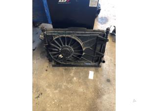 Używane Zestaw chlodnicy Ford Mondeo III Wagon 1.8 16V Cena € 157,50 Procedura marży oferowane przez van de Bunte Teuge B.V.