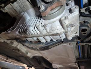 Gebruikte Tussenbak 4x4 BMW X3 (E83) 2.0d 16V Prijs € 892,50 Margeregeling aangeboden door van de Bunte Teuge B.V.