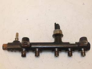 Używane Listwa wtryskowa Fiat Ducato (250) 2.0 D 115 Multijet Cena € 55,00 Procedura marży oferowane przez Van Gils Automotive