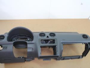 Begagnade Instrumentbräda Volkswagen Caddy III (2KA,2KH,2CA,2CH) 1.6 TDI 16V Pris € 302,49 Inklusive moms erbjuds av Van Gils Automotive