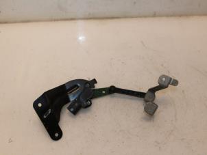 Begagnade Xenon-höjdjustering Audi Q2 (GAB/GAG) 2.0 TDI 16V 150 Quattro Pris € 36,30 Inklusive moms erbjuds av Van Gils Automotive