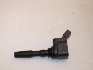 Używane Cewka zaplonowa Volkswagen Polo VI (AW1) 1.0 TSI 12V Cena € 36,30 Z VAT oferowane przez Van Gils Automotive