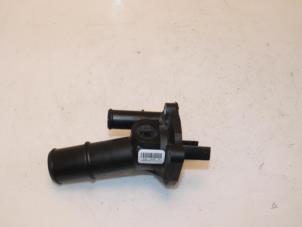 Begagnade Vattenrör Volvo V50 (MW) 1.8 16V Pris € 30,00 Marginaltabell erbjuds av Van Gils Automotive