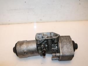 Gebruikte Oliefilterhuis Audi A4 (B8) 2.0 TDI 16V Prijs € 76,00 Margeregeling aangeboden door Van Gils Automotive