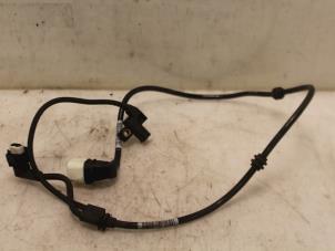 Gebruikte Sensor ABS Mercedes E (W213) E-220d 2.0 Turbo 16V Prijs € 30,00 Margeregeling aangeboden door Van Gils Automotive