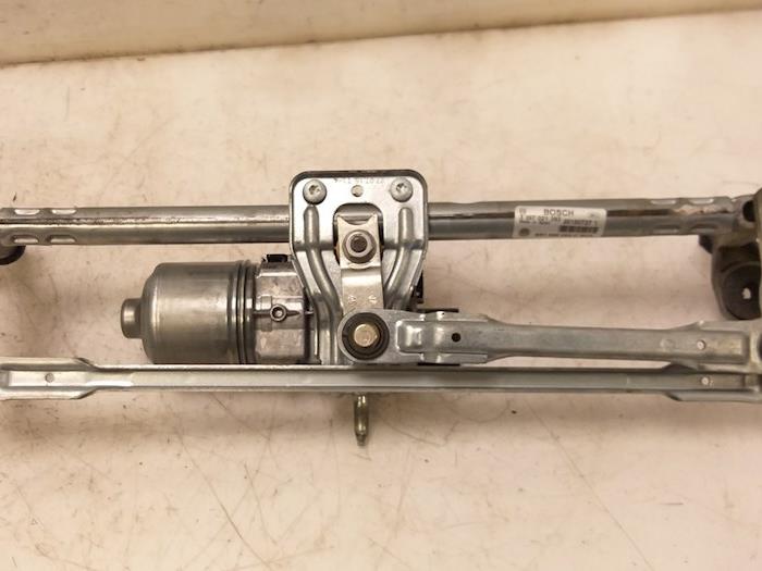 Ruitenwismotor+Mechaniek van een Seat Ibiza IV (6J5) 1.0 EcoTSI 12V 2015