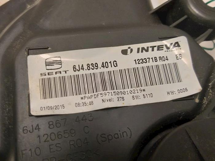 Fönstermekanism för bakre dörr, 4-dörrars, vänster från en Seat Ibiza IV (6J5) 1.0 EcoTSI 12V 2015