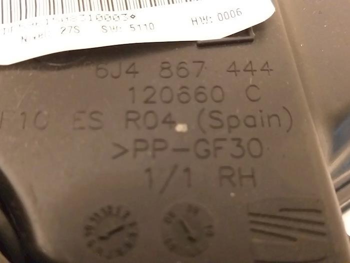 Fönstermekanism för bakre dörr, 4-dörrars, höger från en Seat Ibiza IV (6J5) 1.0 EcoTSI 12V 2015