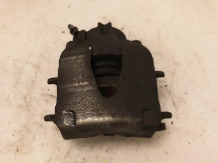 Främre bromsok, höger från en Seat Ibiza IV (6J5) 1.0 EcoTSI 12V 2015