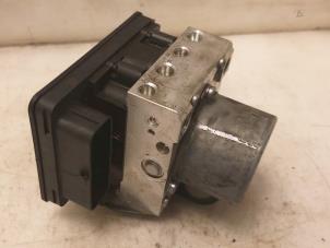 Begagnade ABS-dator Skoda Citigo 1.0 12V Pris € 99,00 Marginaltabell erbjuds av Van Gils Automotive