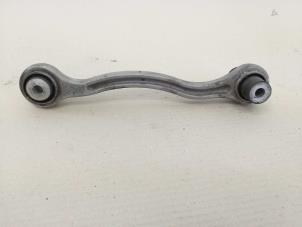 Gebruikte Draagarm boven links-achter Mercedes C Estate (S204) 2.2 C-220 CDI 16V BlueEfficiency Prijs € 39,99 Margeregeling aangeboden door Van Gils Automotive