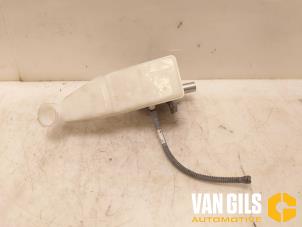 Gebruikte Hoofdremcilinder Opel Astra K Sports Tourer 1.4 Turbo 16V Prijs € 55,00 Margeregeling aangeboden door Van Gils Automotive