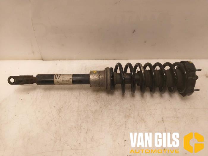 Stötdämparstång, vänster fram från en Mercedes-Benz CLS (C219) 350 3.5 V6 18V 2005