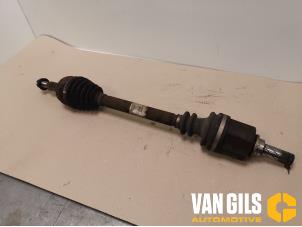 Gebruikte Homokineetas links-voor Renault Grand Scénic II (JM) 1.5 dCi 105 Prijs € 74,99 Margeregeling aangeboden door Van Gils Automotive