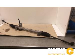 Begagnade Servostyrningsbox Opel Corsa D 1.4 16V Twinport Pris € 150,00 Marginaltabell erbjuds av Van Gils Automotive