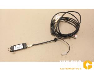 Gebruikte Radio versterker Ferrari 458 Spider 4.5 V8 32V DCT Prijs € 110,00 Margeregeling aangeboden door Van Gils Automotive