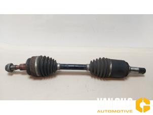 Gebruikte Steekas links-voor Mercedes ML I (163) 270 2.7 CDI 20V Prijs € 74,99 Margeregeling aangeboden door Van Gils Automotive