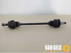 Gebruikte Aandrijfas rechts-achter Mercedes C Estate (S204) 2.2 C-220 CDI 16V BlueEfficiency Prijs € 137,00 Margeregeling aangeboden door Van Gils Automotive