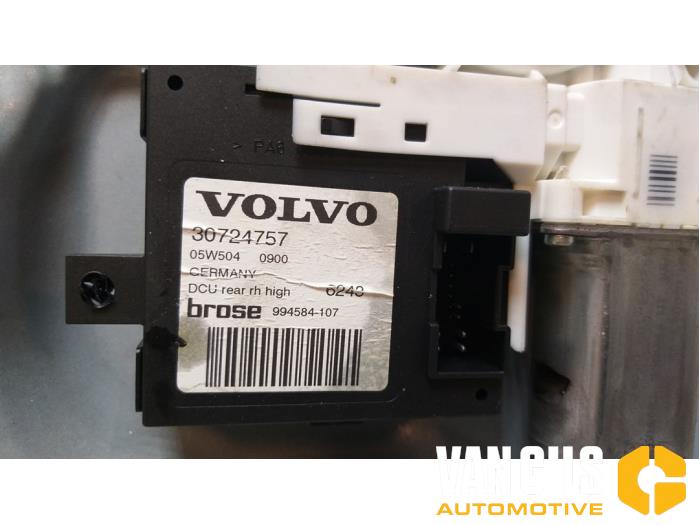 Fönstermekanism för bakre dörr, 4-dörrars, höger från en Volvo V50 (MW) 1.8 16V 2006