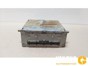 Begagnade CD-spelare Mercedes C (W205) C-160 1.6 16V Pris € 274,99 Marginaltabell erbjuds av Van Gils Automotive