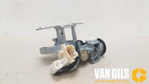 Gebruikte Kontactslot Schakelaar Daihatsu Sirion 2 (M3) Prijs € 50,00 Margeregeling aangeboden door Van Gils Automotive