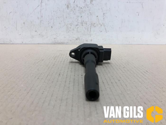 Bobine van een Renault Twingo III (AH) 0.9 Energy TCE 90 12V 2014