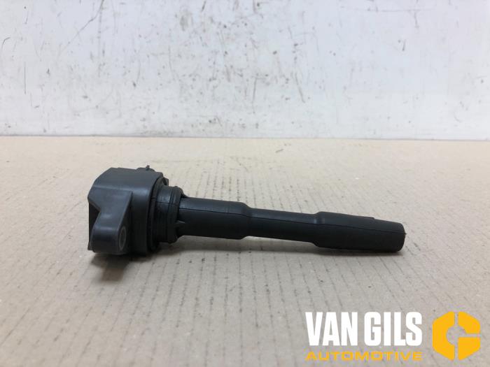 Bobine van een Renault Twingo III (AH) 0.9 Energy TCE 90 12V 2014