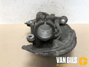 Gebruikte Fusee links-voor BMW 1 serie (E87/87N) 116i 1.6 16V Prijs € 65,00 Margeregeling aangeboden door Van Gils Automotive