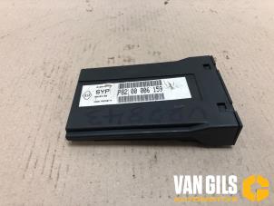 Begagnade Kommandosystemkontroller Renault Vel Satis (BJ) 3.5 V6 24V Autom. Pris € 40,00 Marginaltabell erbjuds av Van Gils Automotive