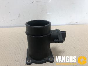 Begagnade Luftmassemätare Nissan Primera (P12) 1.6 16V Pris € 60,00 Marginaltabell erbjuds av Van Gils Automotive